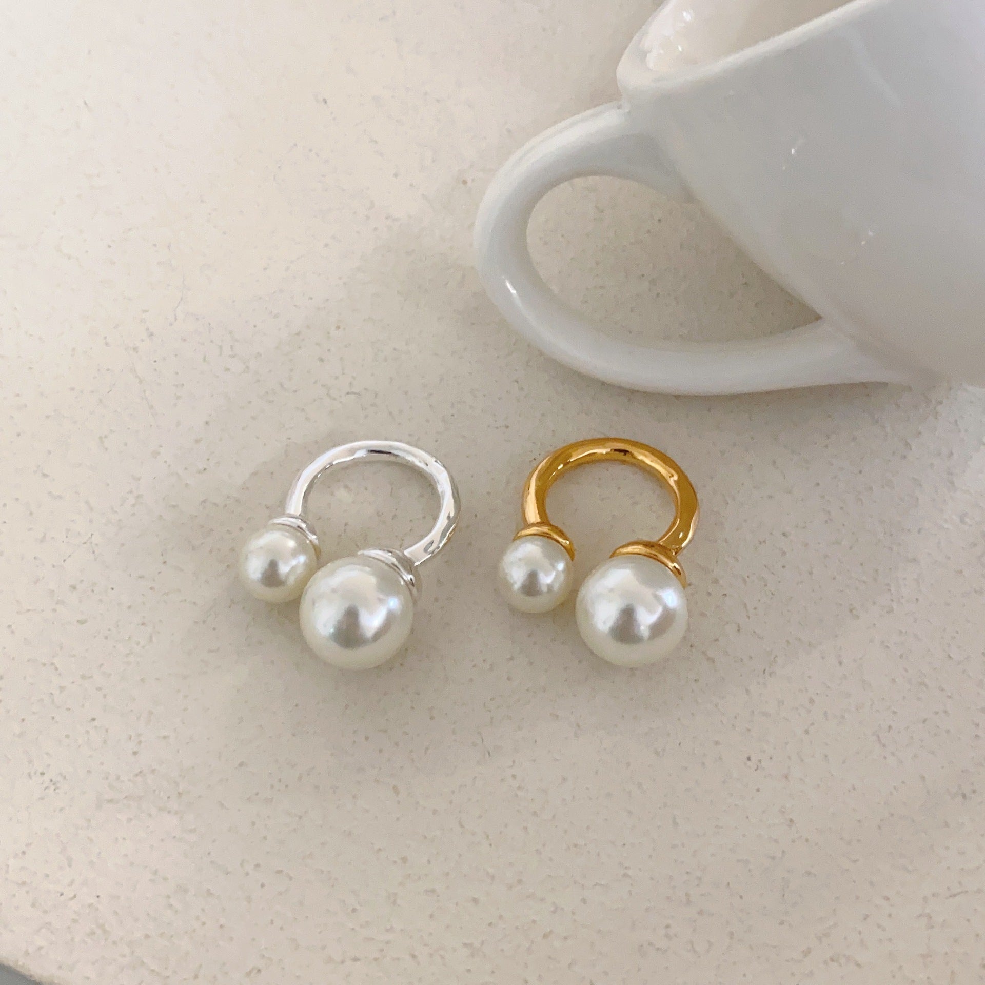 New open ring electroplated thick gold pearl high-end light luxury retro versatile ring niche ins French