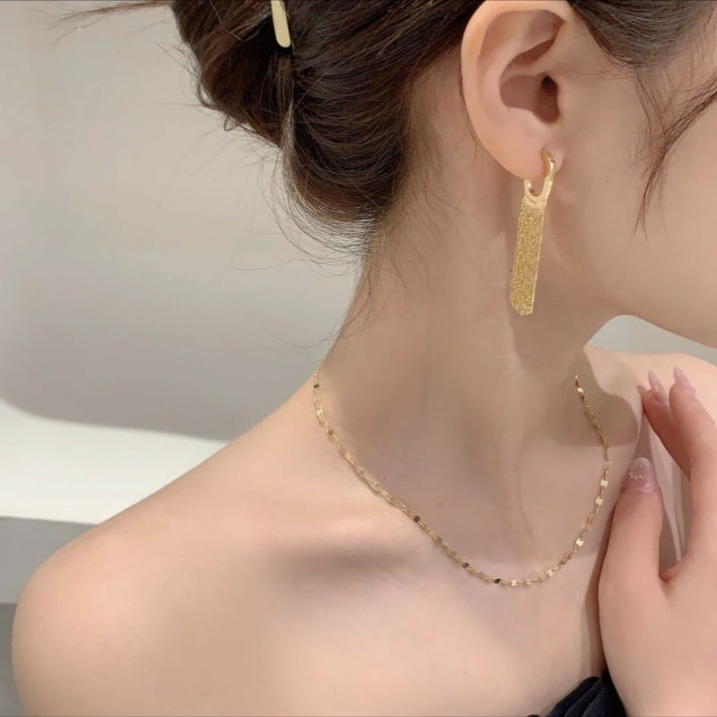 Temperament G word tassel earrings female light luxury high sense long studs Fashion temperament niche design earrings