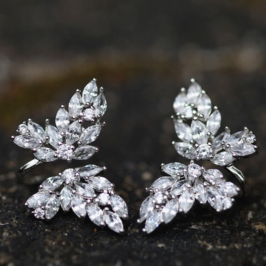 Super flash rhinestone zircon butterfly earrings 2024 new trendy niche design sense premium stud earrings women's silver needle earrings