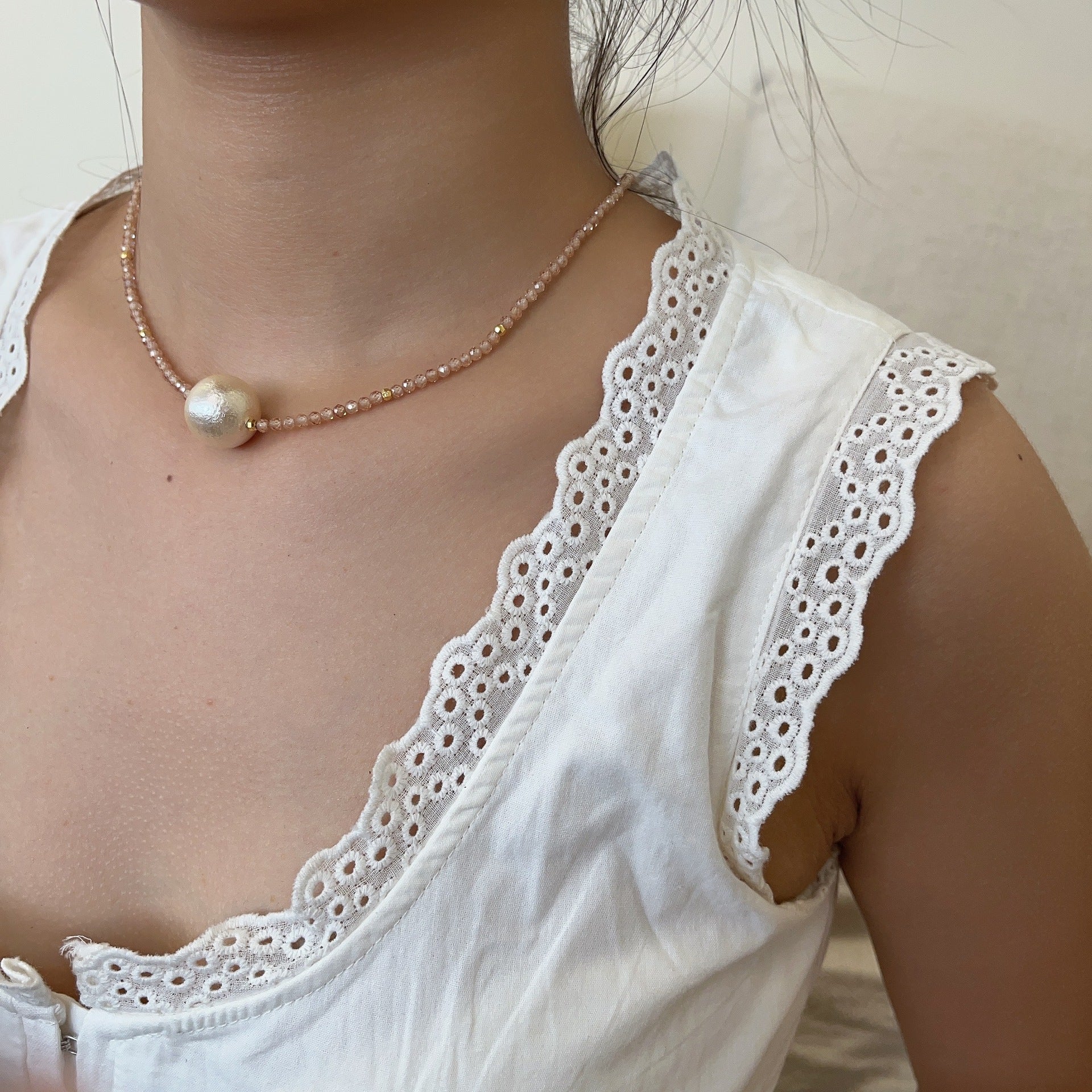 Cotton pearl necklace women's French retro simple and versatile personality design sense niche ins fashion sense collarbone chain