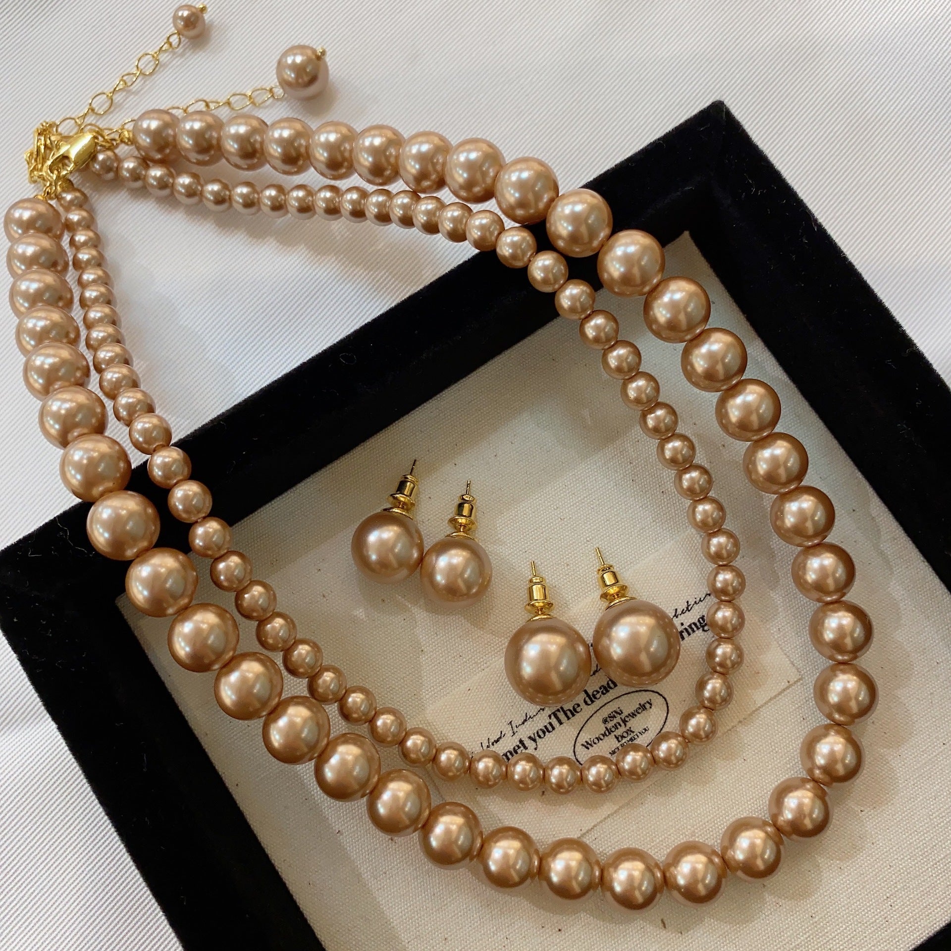 Fashion versatile fever Shijia super bright pearl necklace French ins retro mini neck chain women's summer light luxury niche