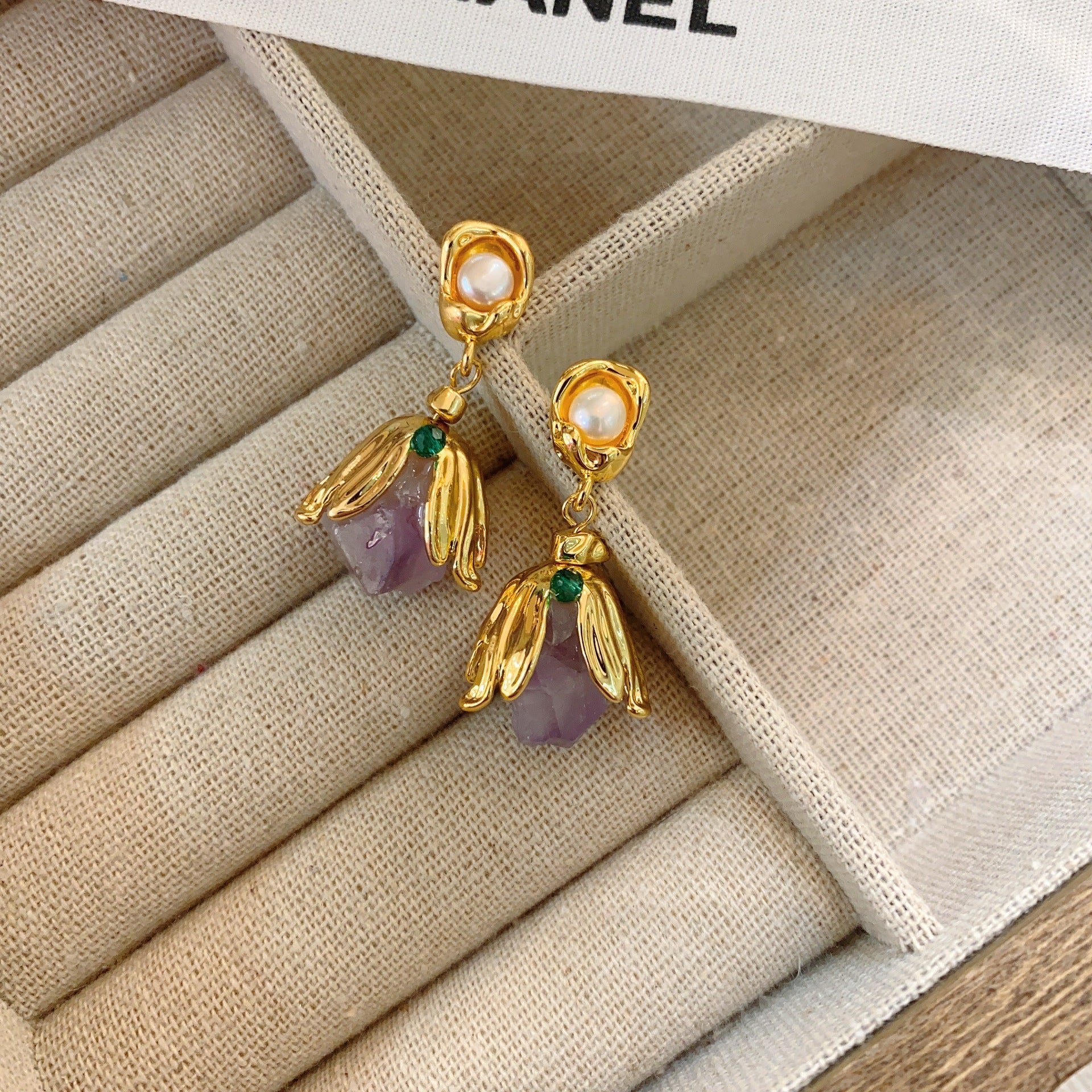 Medieval retro amethyst stone earrings women's light luxury temperament high-end earrings niche design ear holes