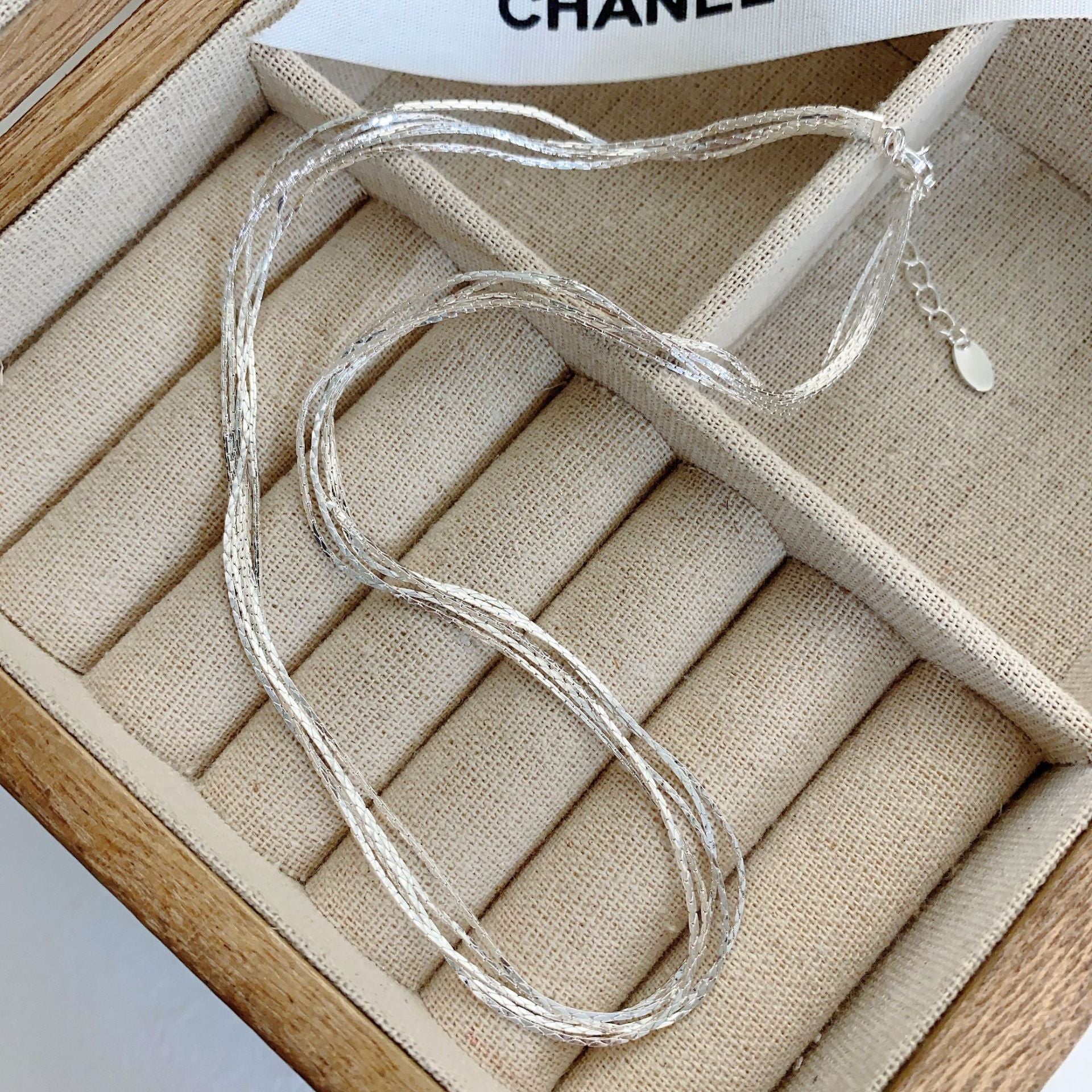 Temperament Fashion Simple Plain Necklace Exquisite Versatile Premium Clavicle Chain 2024 New Multi-layer Snake Bone Chain