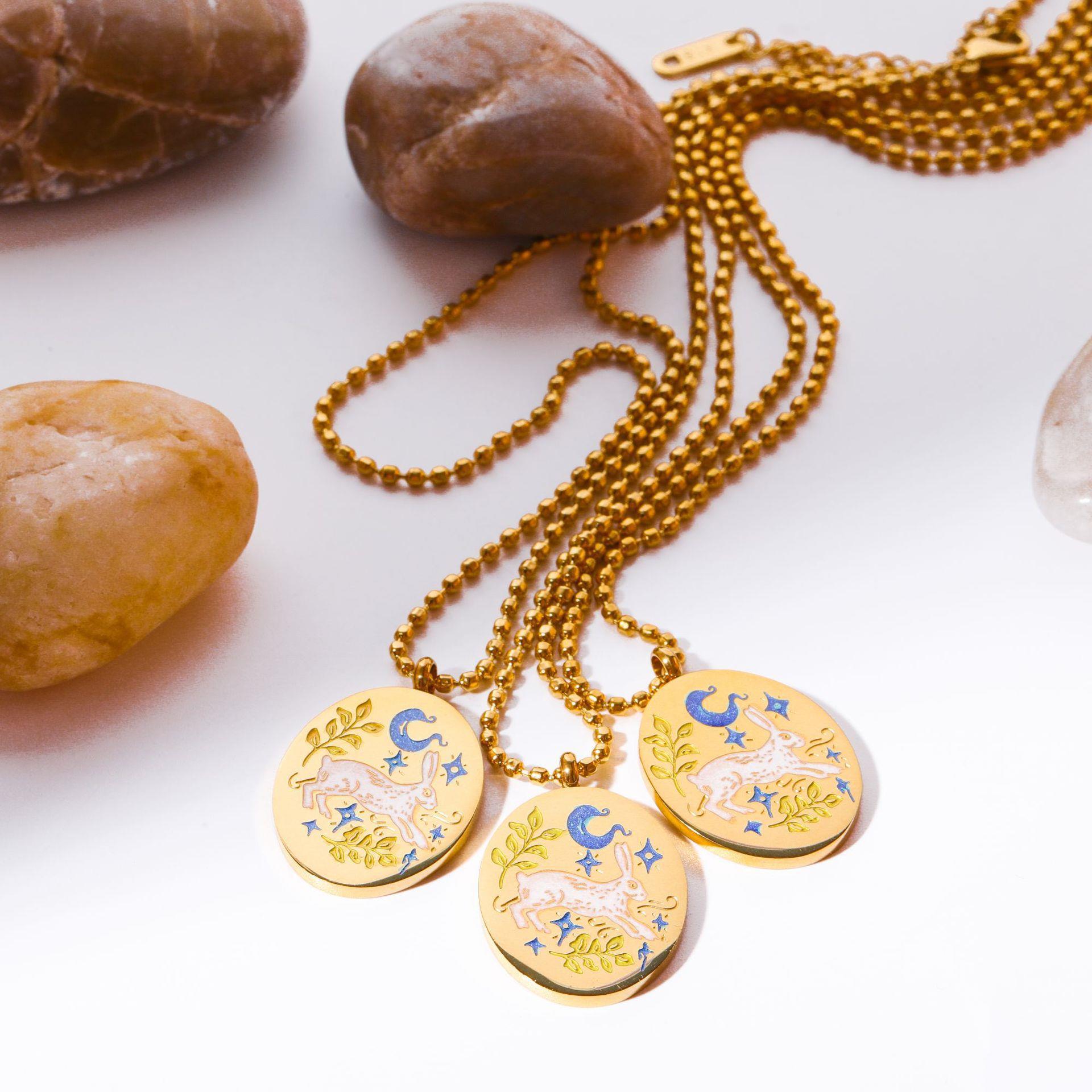 18K gold color-preserving hand-painted oil-dripping rabbit element oval tarot necklace