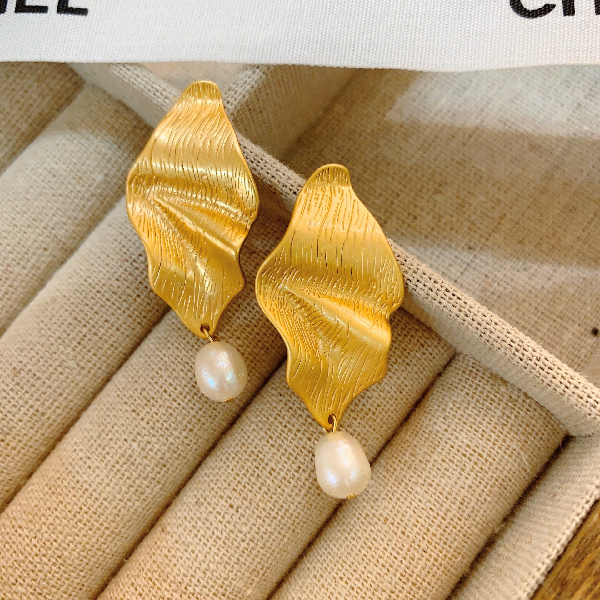 Pearl Rhapsody, Natural Baroque Pearl Metal Folded Vintage Earrings Women's Earrings Stud Earrings Niche Design