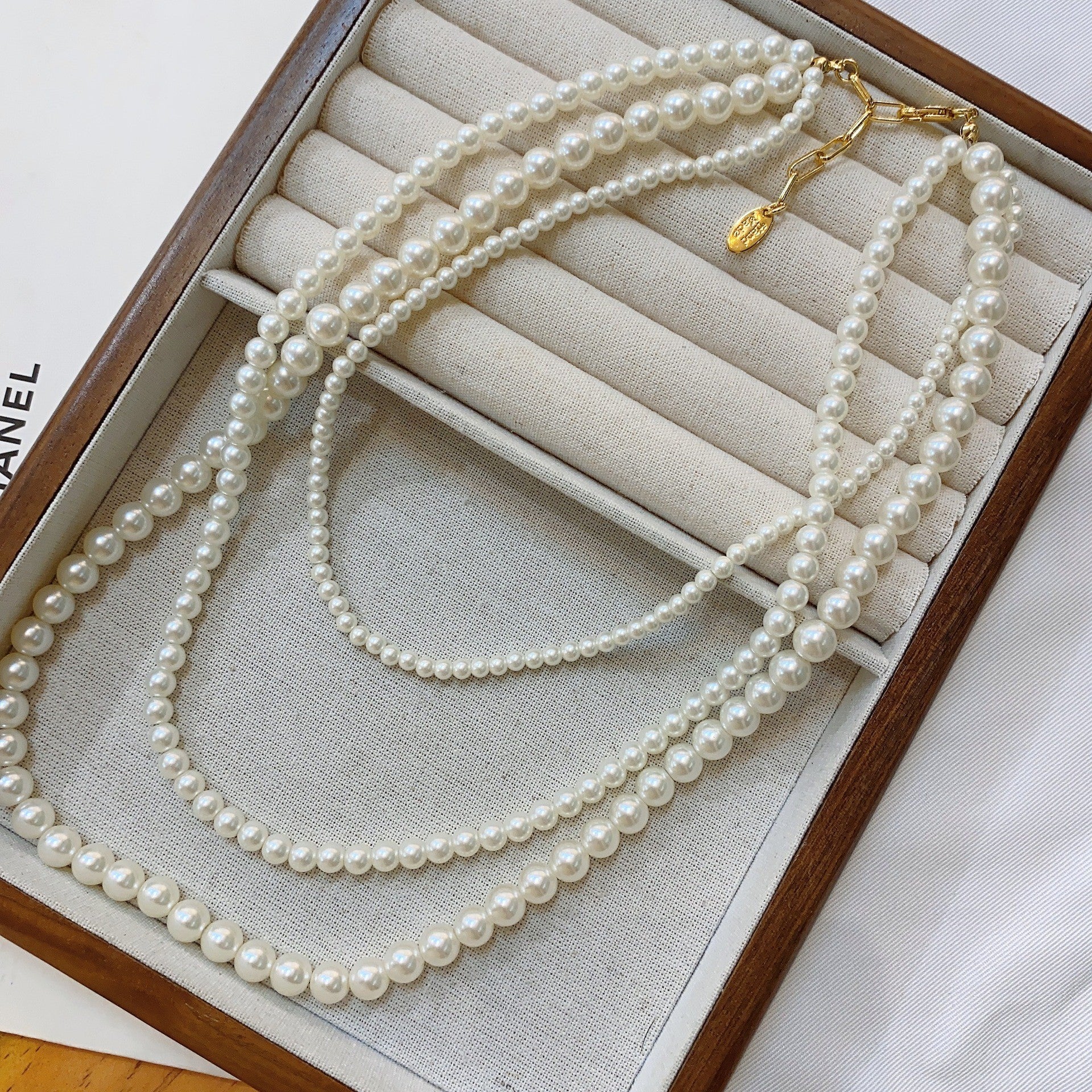 Wow, custom Shijia silver-gray round pearl sweater chain 2024 new trendy necklace women's niche design