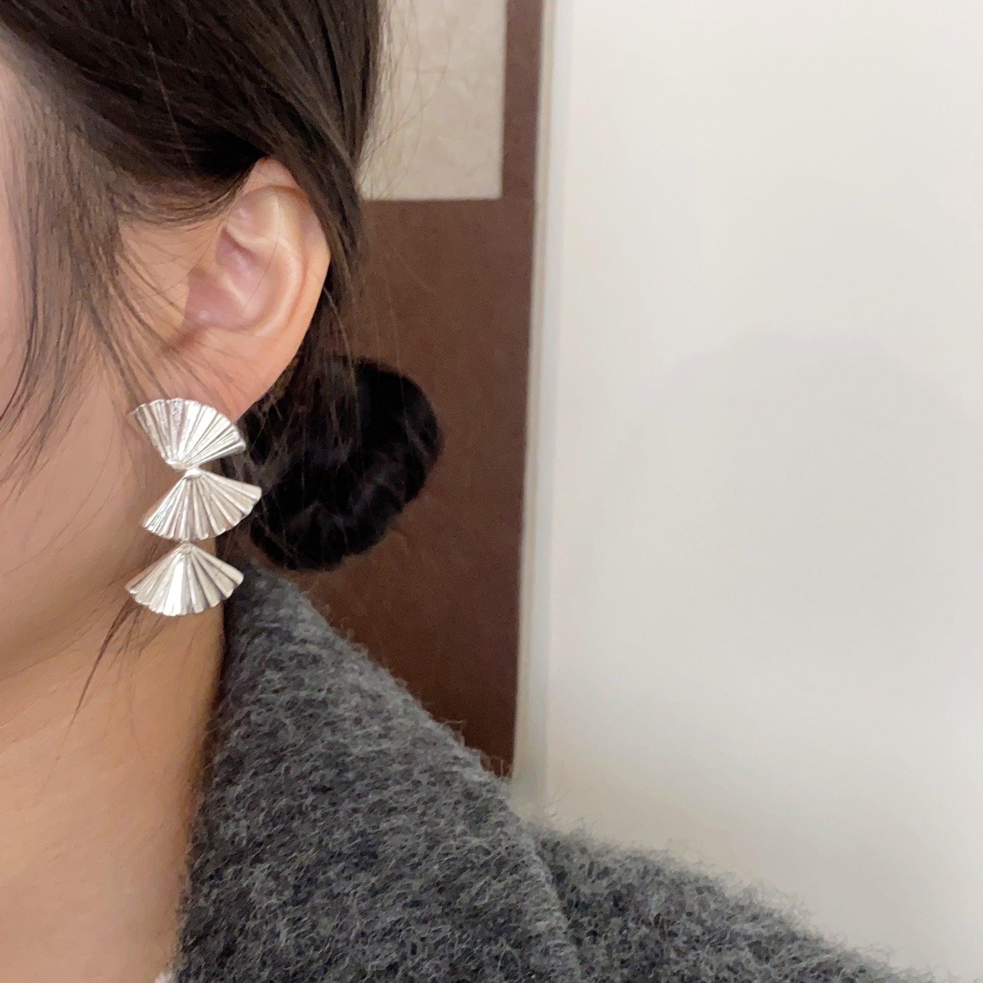 [Fan Painting Fan Dance] Silver Fan Shaped Long Step Earrings Women's Cold Wind Retro New Chinese Ethnic Style Earrings