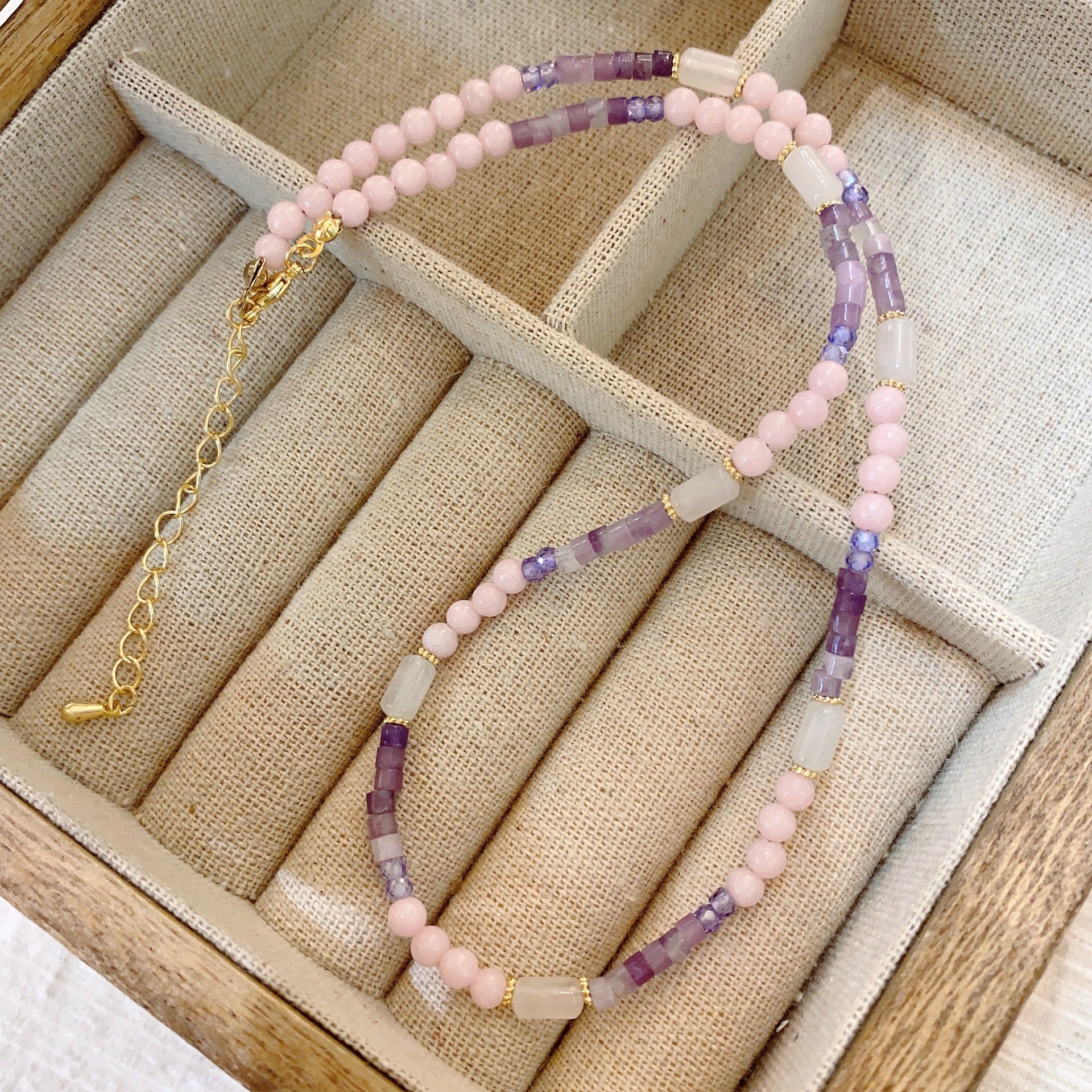 Niche light luxury natural stone mixed color pink purple clavicle chain spring and summer extremely fine necklace women's simple new neck chain