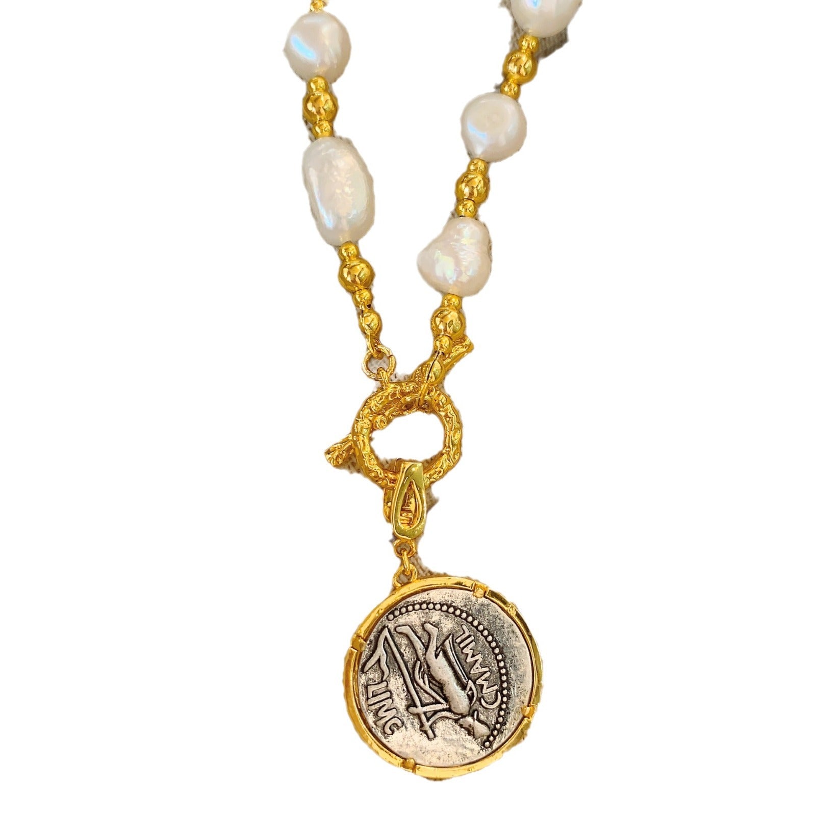 ◆ Baroque pearl necklace women's winter gold coin pendant collarbone chain niche light luxury design neck chain