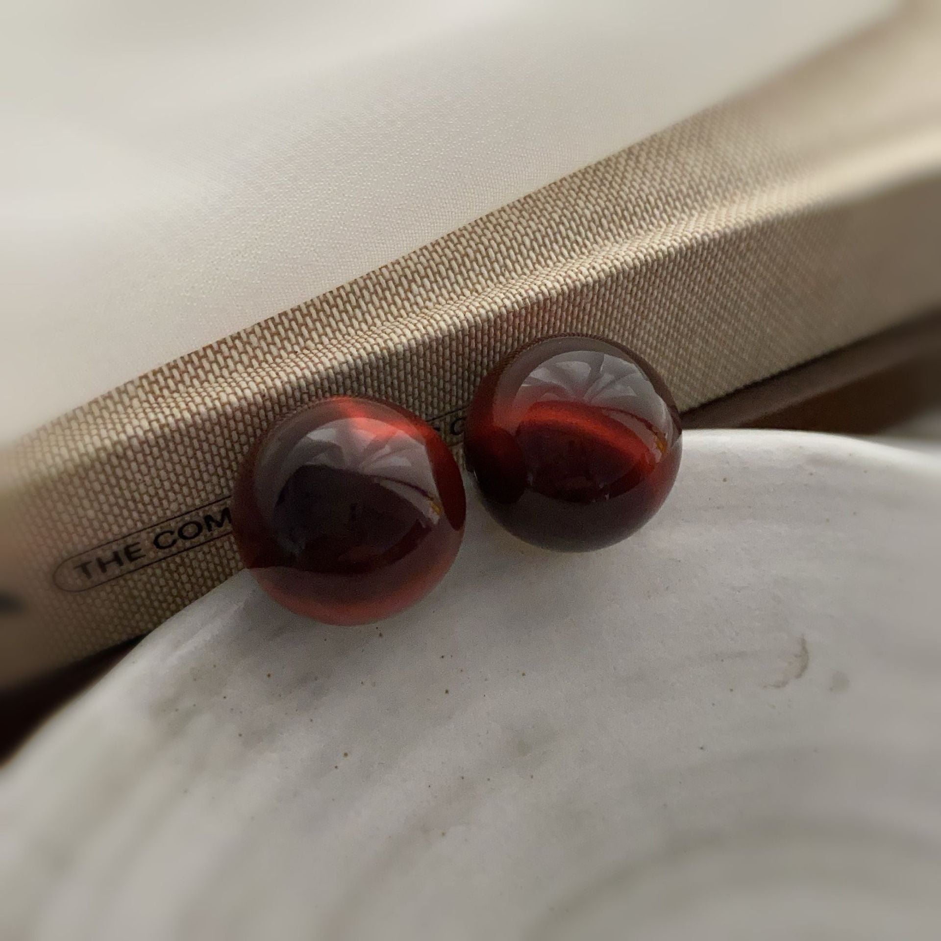 New natural resin color sphere stud earrings niche medieval temperament advanced simple electroplated real gold versatile earrings