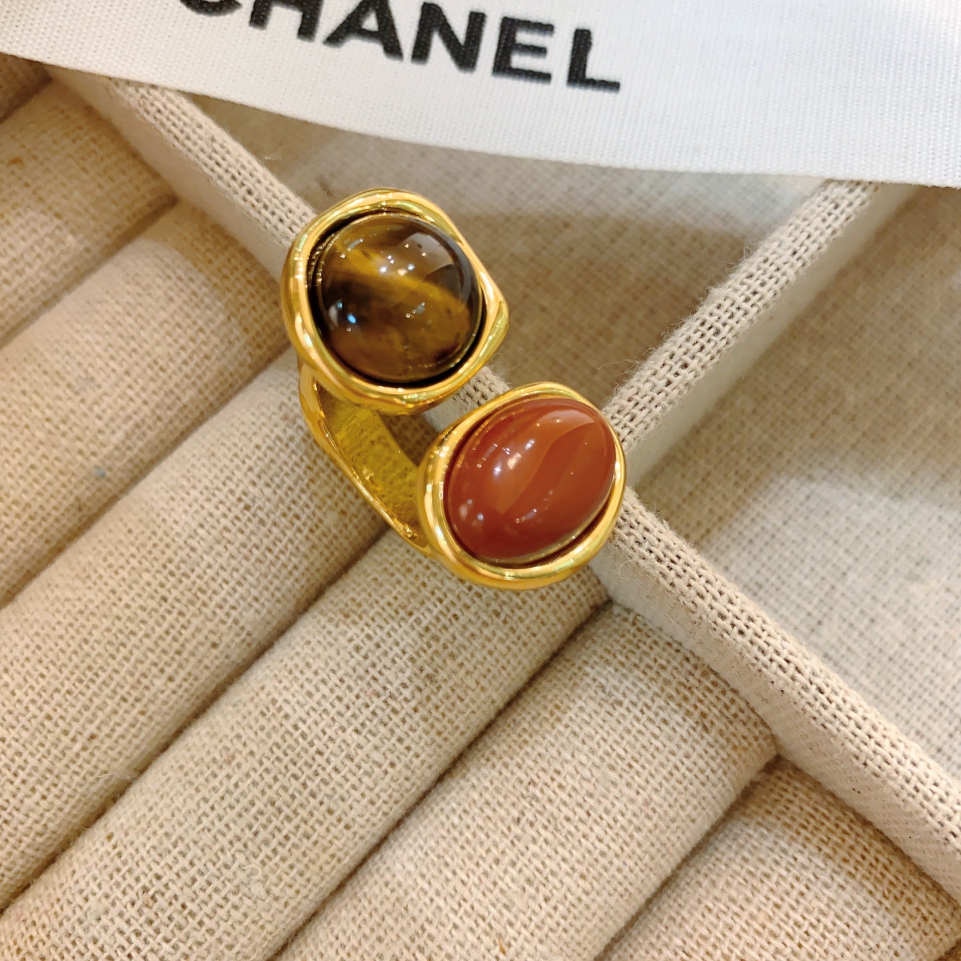 Premium texture European and American fashionable heavy industry retro gold-plated natural ore gemstone contrasting oval open ring