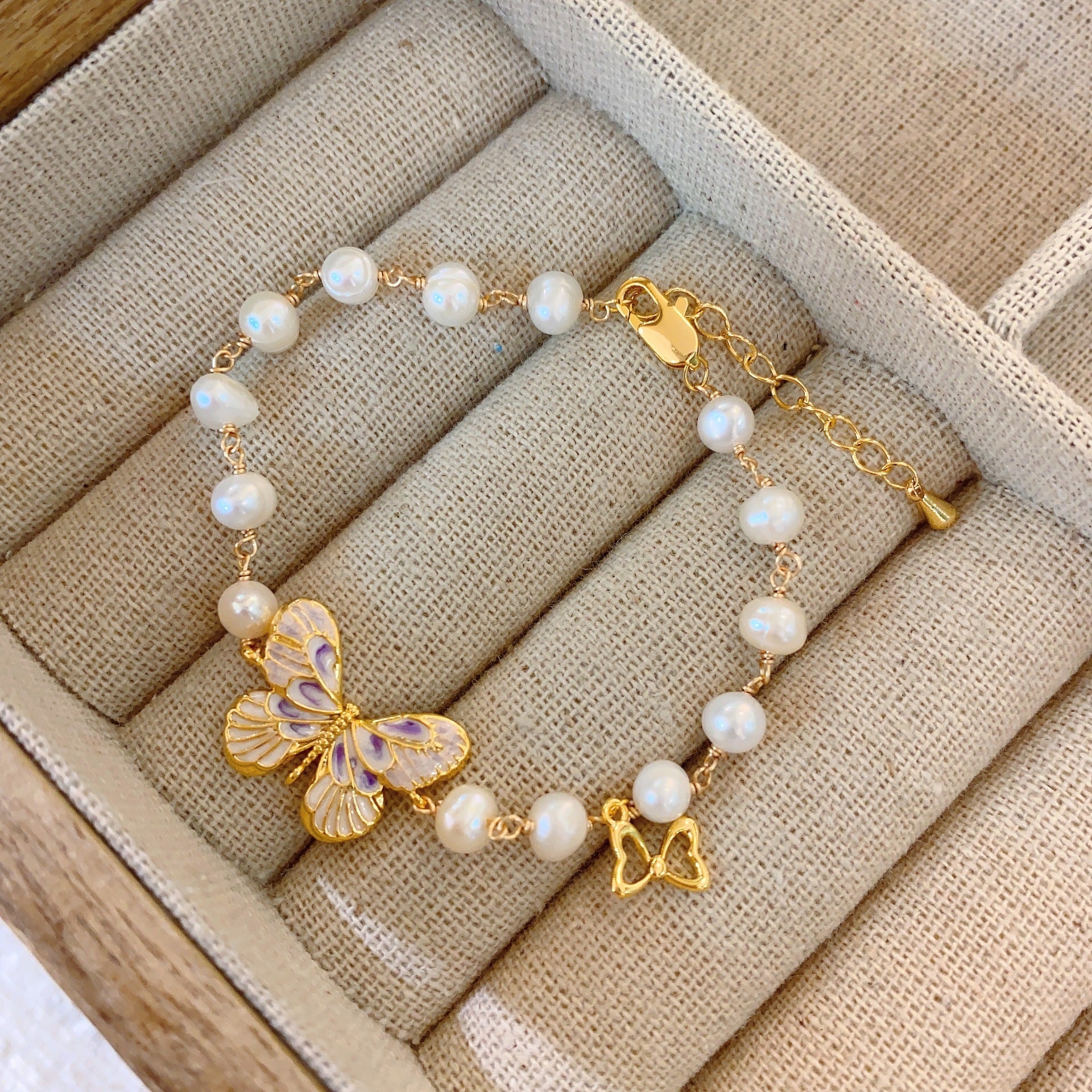 Baroque light luxury freshwater pearl bracelet female niche design sense ins sweet fairy butterfly bracelet bracelet