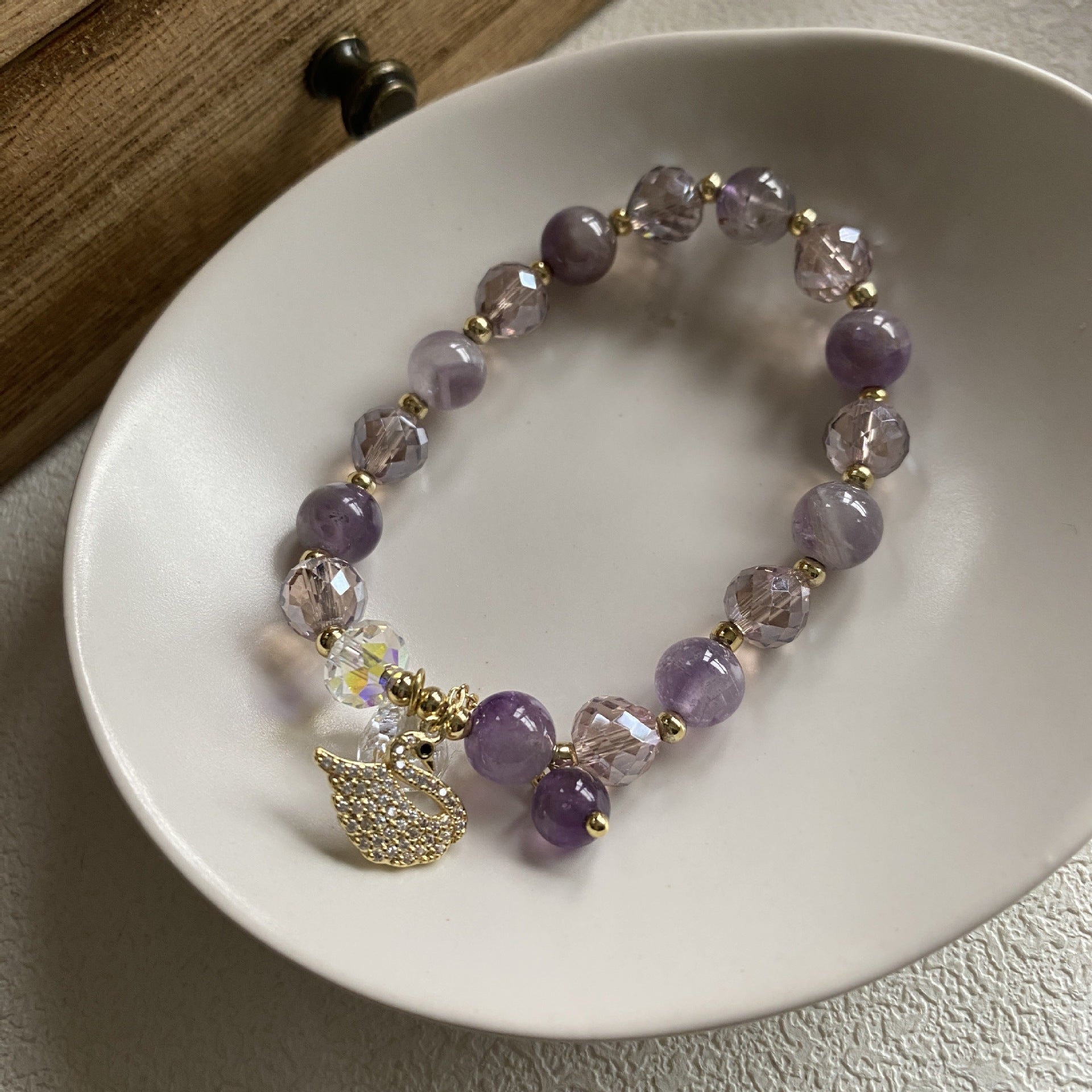 Light purple crystal beaded niche design high-end bracelet zircon little swan pendant bracelet New Chinese jewelry