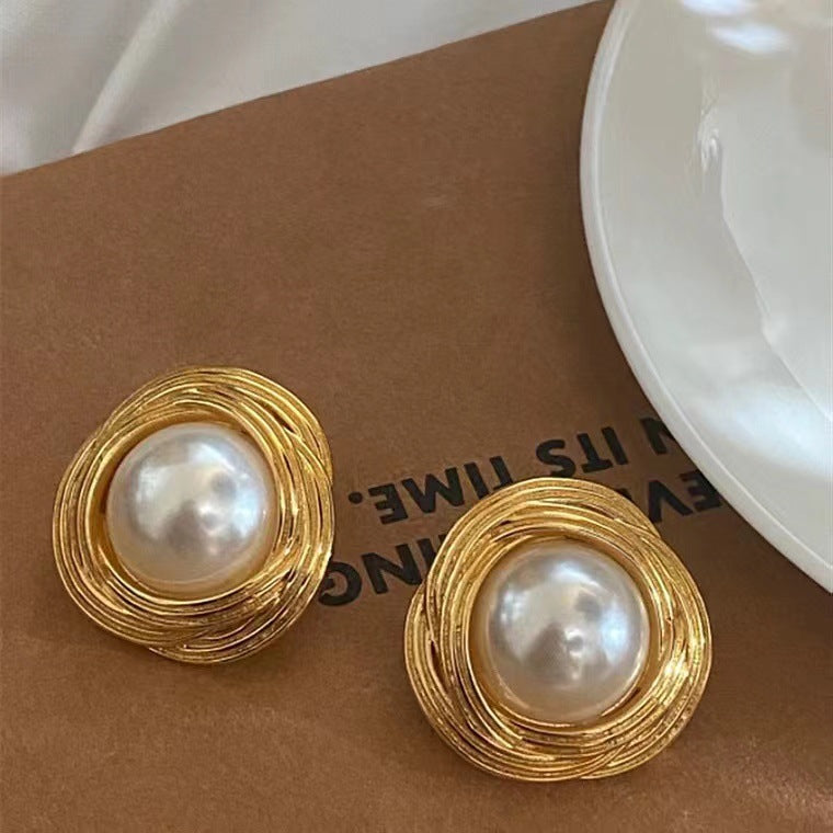 Barcelona/vintage medieval French irregular texture pearl earrings personalized atmosphere earrings Hong Kong trend