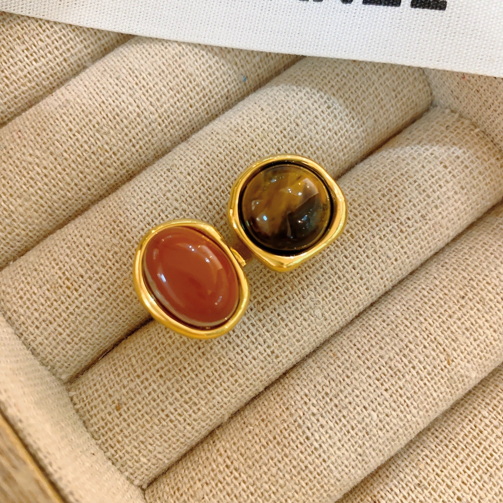 Premium texture European and American fashionable heavy industry retro gold-plated natural ore gemstone contrasting oval open ring